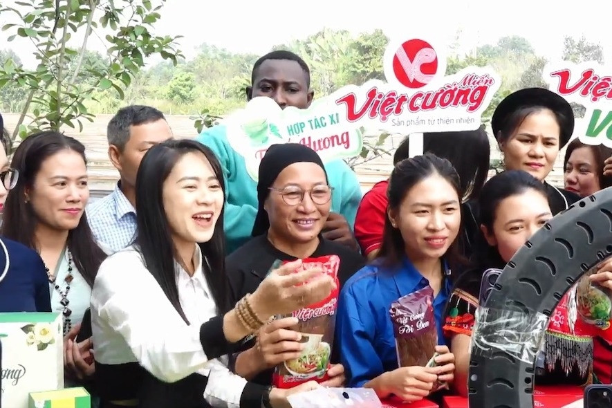 Nỗ lực tìm kiếm đầu ra cho thị trường nông sản Thái Nguyên