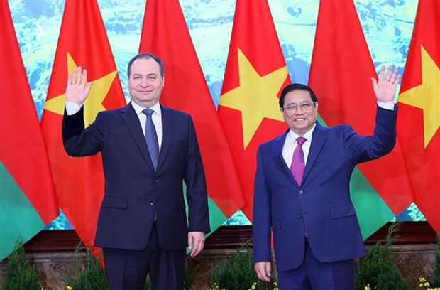 PMs agree to expand Vietnam - Belarus ties to potential areas hinh anh 1