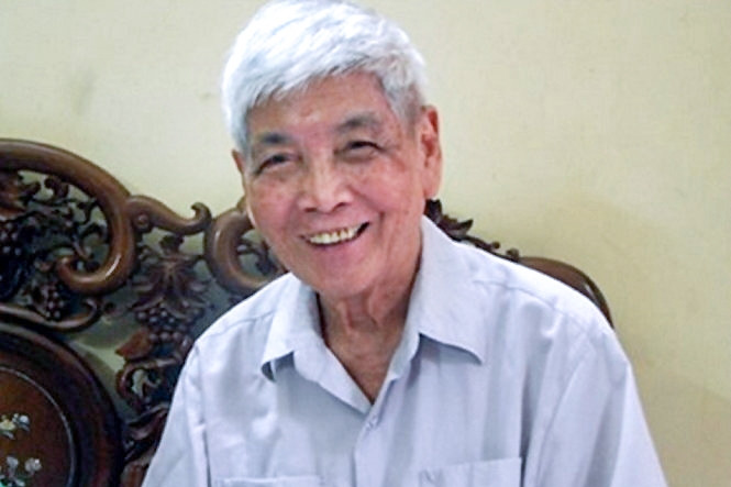 Việt Phương, thơ là người