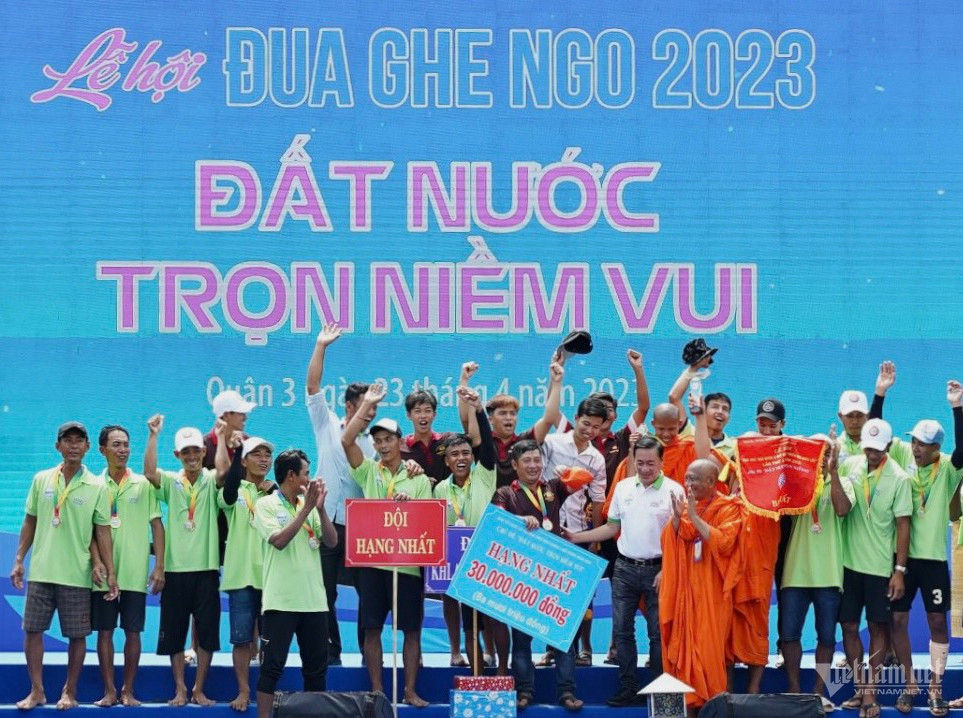 dua ghe12.jpg