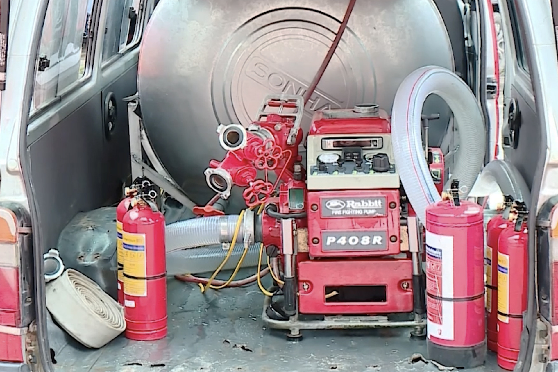 mo hinh xe chua chay co so1.jpg