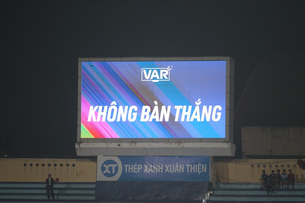 nam dinh vs cahn.jpg