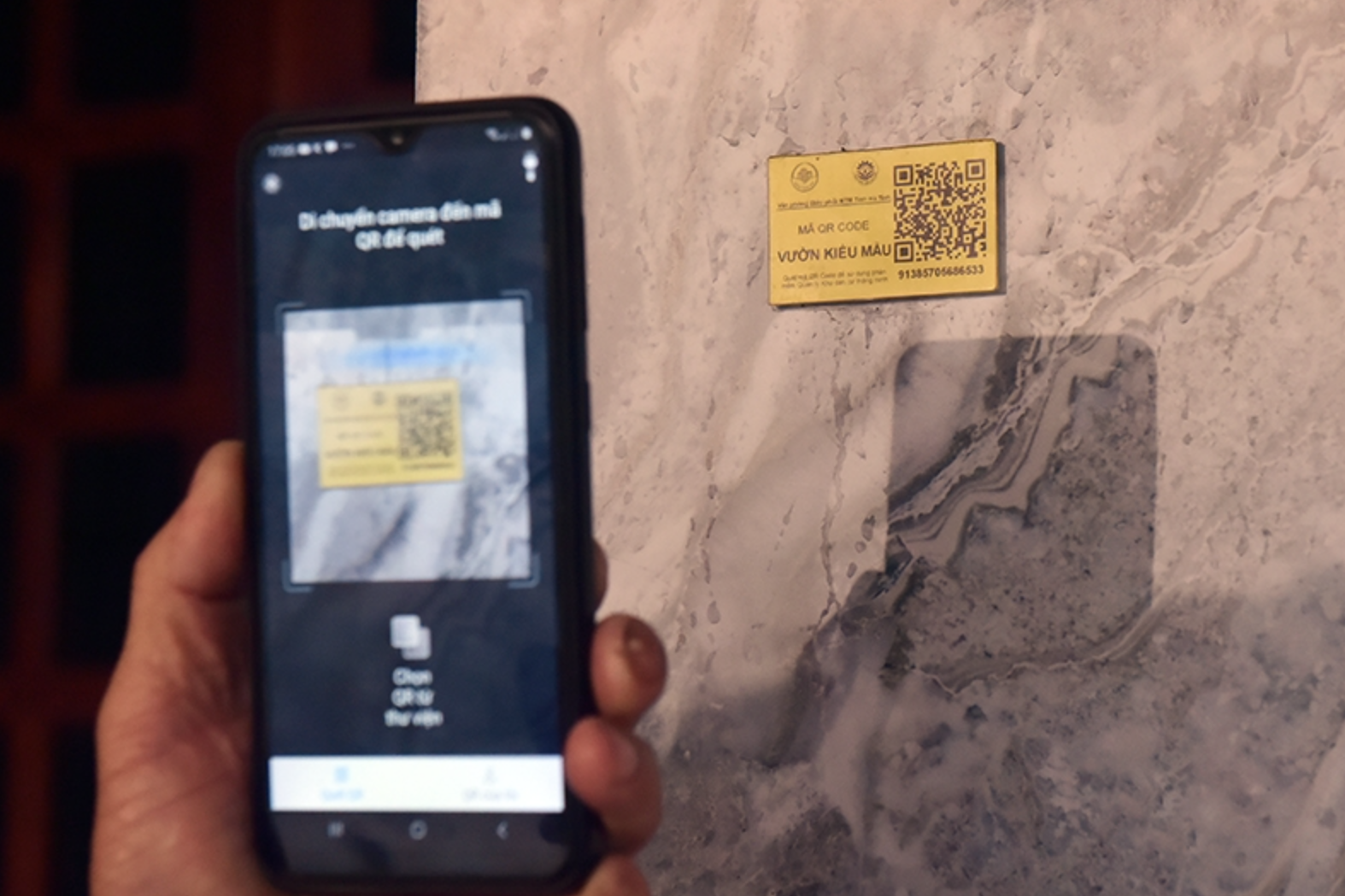 Nông thôn mới giúp người dân miền núi Hà Tĩnh tiếp cận công nghệ số