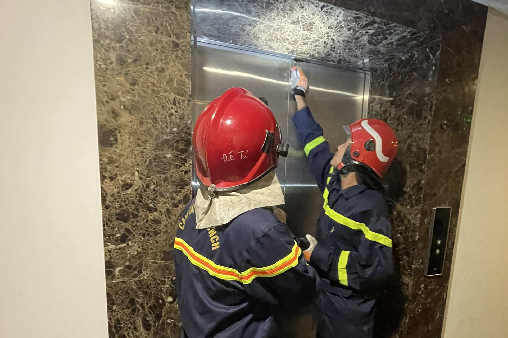 z4686845793041 f3c642edd3de5771fa32288f4ca0dbfa.jpg