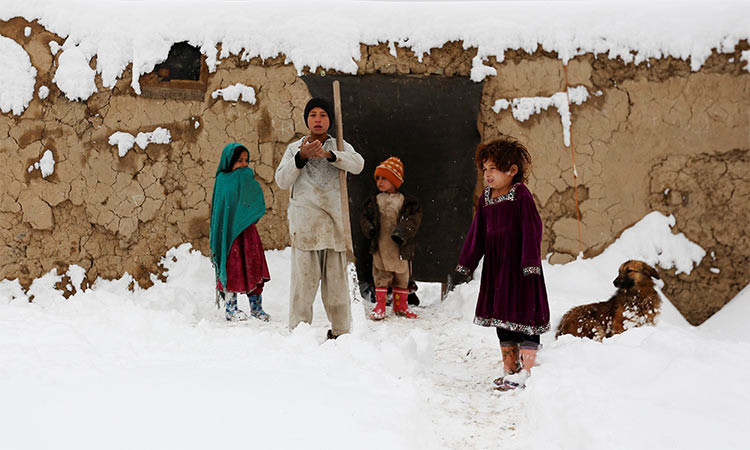 Tình cảnh đau lòng của trẻ nhỏ Afghanistan giữa giá rét chết chóc