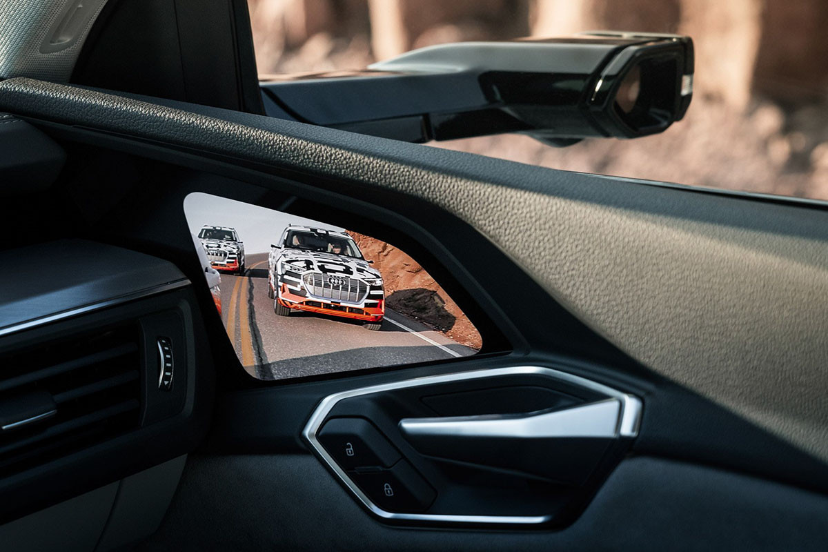 Chi tiết gương chiếu sau năng lượng điện tử bên trên Lexus ES chuẩn bị xuất hiện tại bên trên toàn cầu