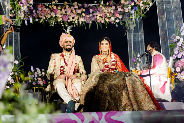 ‘Tuần lễ đám cưới’ trọn vẹn của các cặp đôi Ấn Độ ở Vinpearl