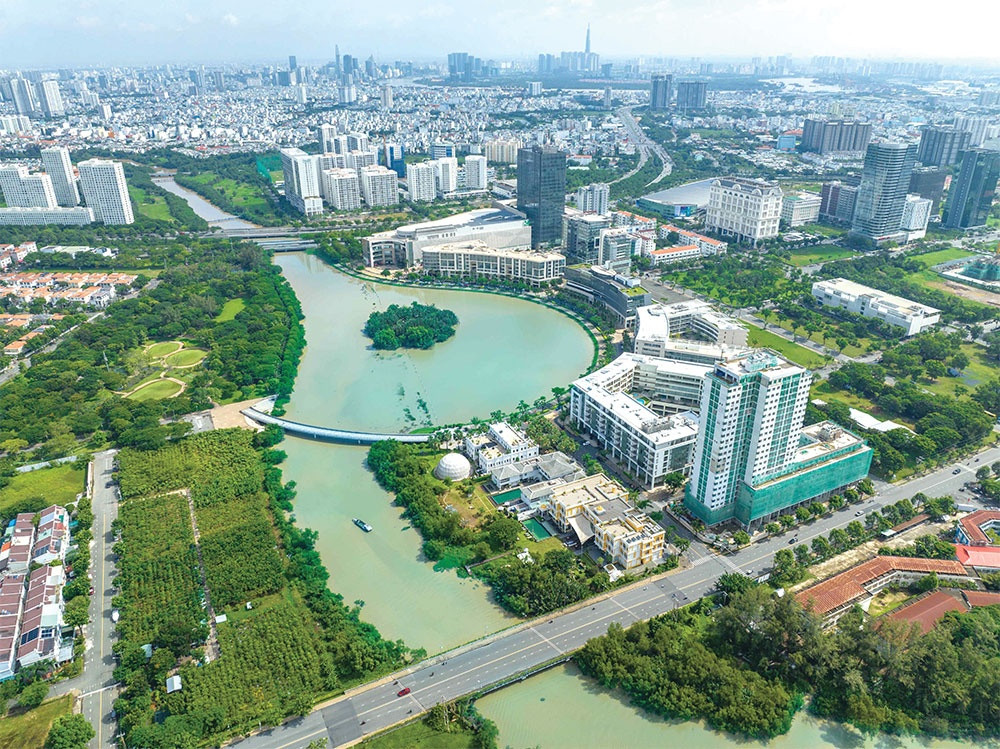 Real estate funding on right track via overseas sources