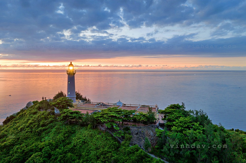 Vẻ đẹp hoang sơ và dịu êm của Phú Yên qua ống kính nhiếp ảnh gia 8X