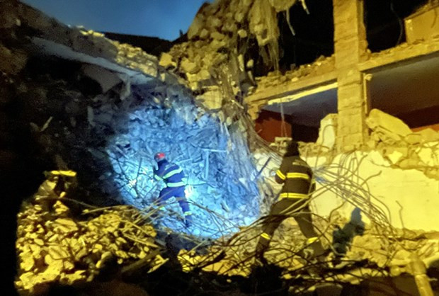 Vietnamese rescuers join hands with int'l forces to save victims of earthquake in Turkey hinh anh 1