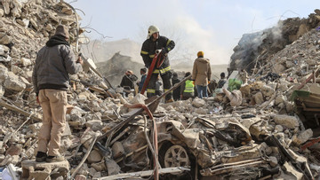 Mỹ nới lỏng lệnh trừng phạt Syria, hơn 34.000 người thiệt mạng do động đất
