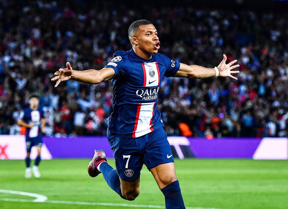 Mbappe báo tin vui trước cuộc đấu Bayern Munich