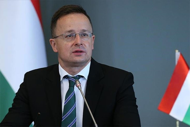 Ngoại trưởng Hungary chỉ trích EU thúc đẩy vũ trang cho Ukraine