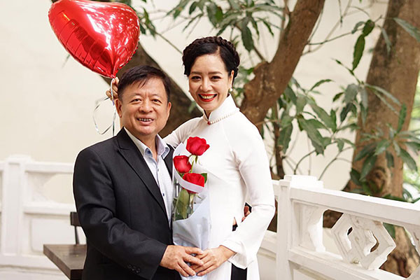 Sao Việt 14/2: Trấn Thành nói thương vợ, Mai Phương Thúy ẩn ý dịp Valentine
