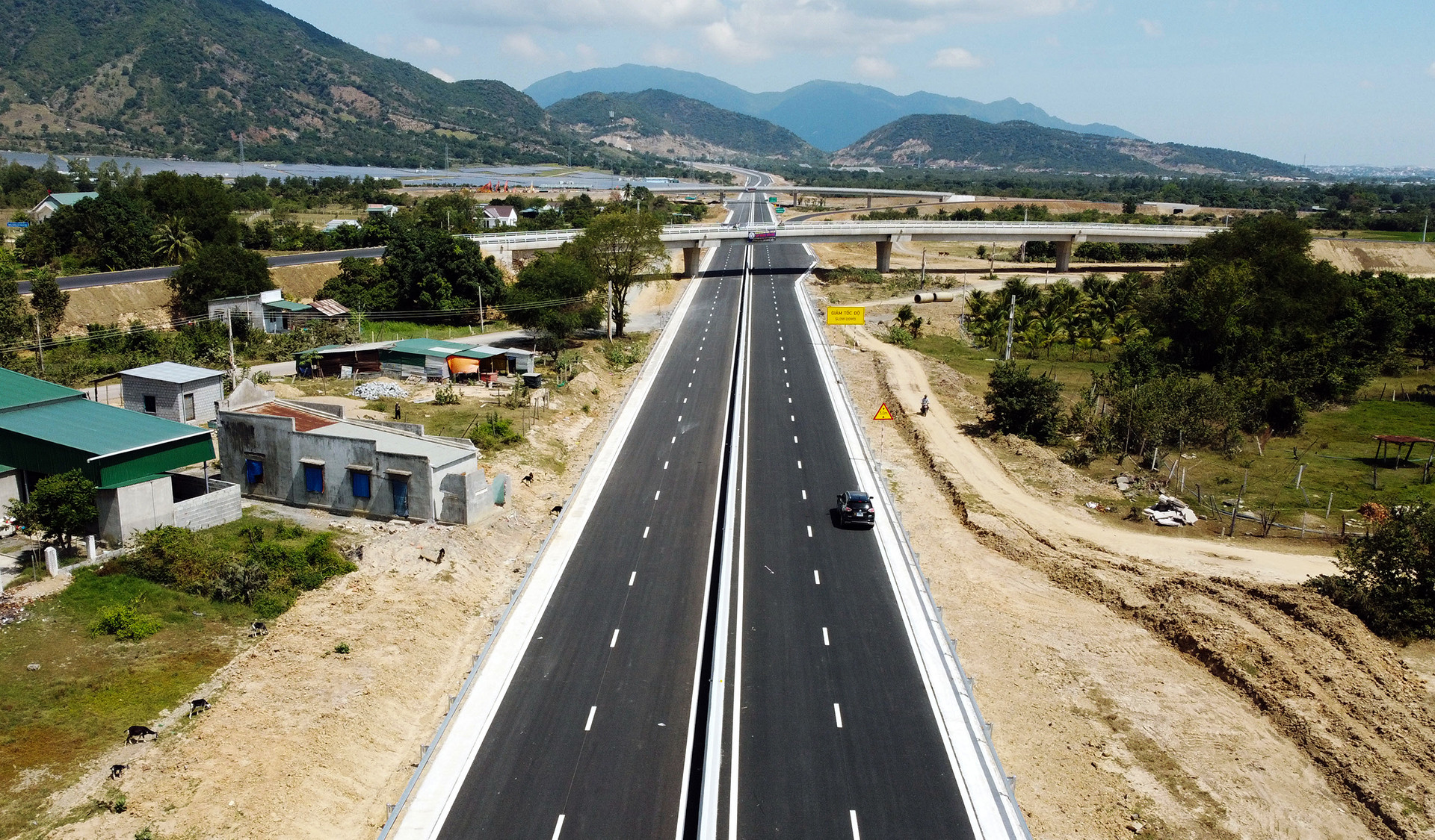 Rõ hình hài tuyến cao tốc hơn 7.600 tỷ Nha Trang - Cam Lâm