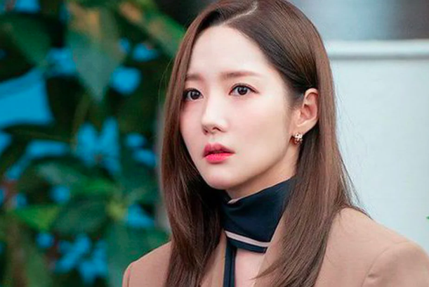 Park Min Young 'Thư ký Kim sao thế' bị điều tra, cấm xuất cảnh