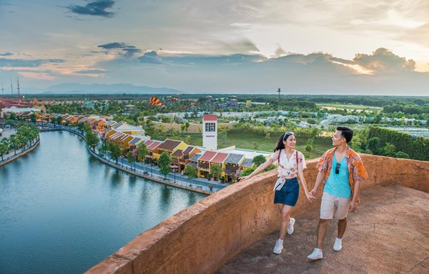 Vietnam holds great potential for tourism development for young travellers hinh anh 2