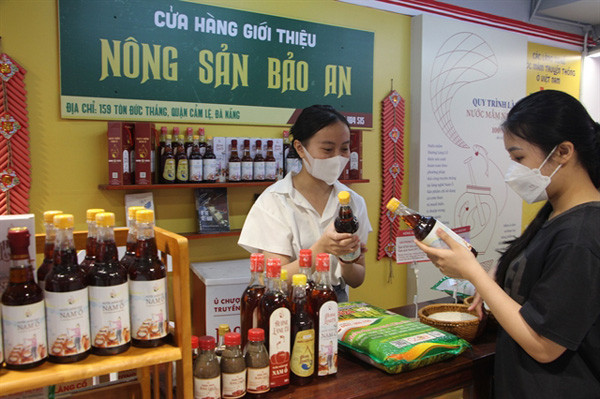 Da Nang's famed fish sauce shows its strength