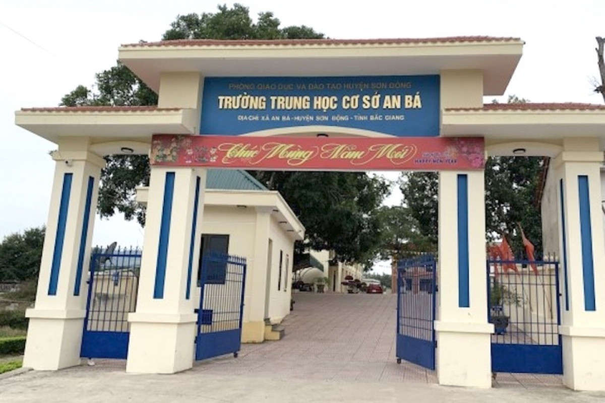 Sau sự việc nữ sinh 13 tuổi sinh con, Bắc Giang ra văn bản gấp