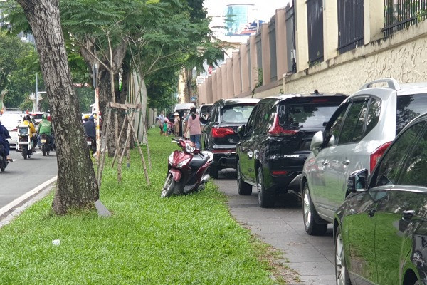 TPHCM 'cầu cứu' Bộ Xây dựng hướng dẫn làm nhà đỗ xe cao tầng lắp ghép