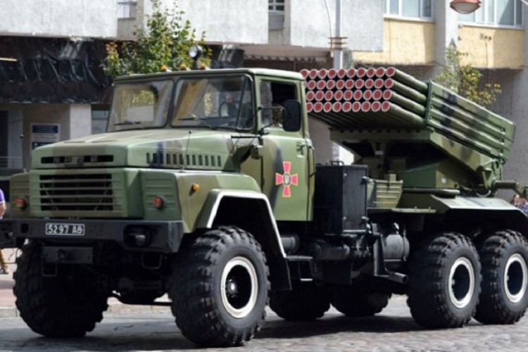 Video pháo phản lực BM-21 Ukraine bị bắn cháy do sơ ý để lộ vị trí