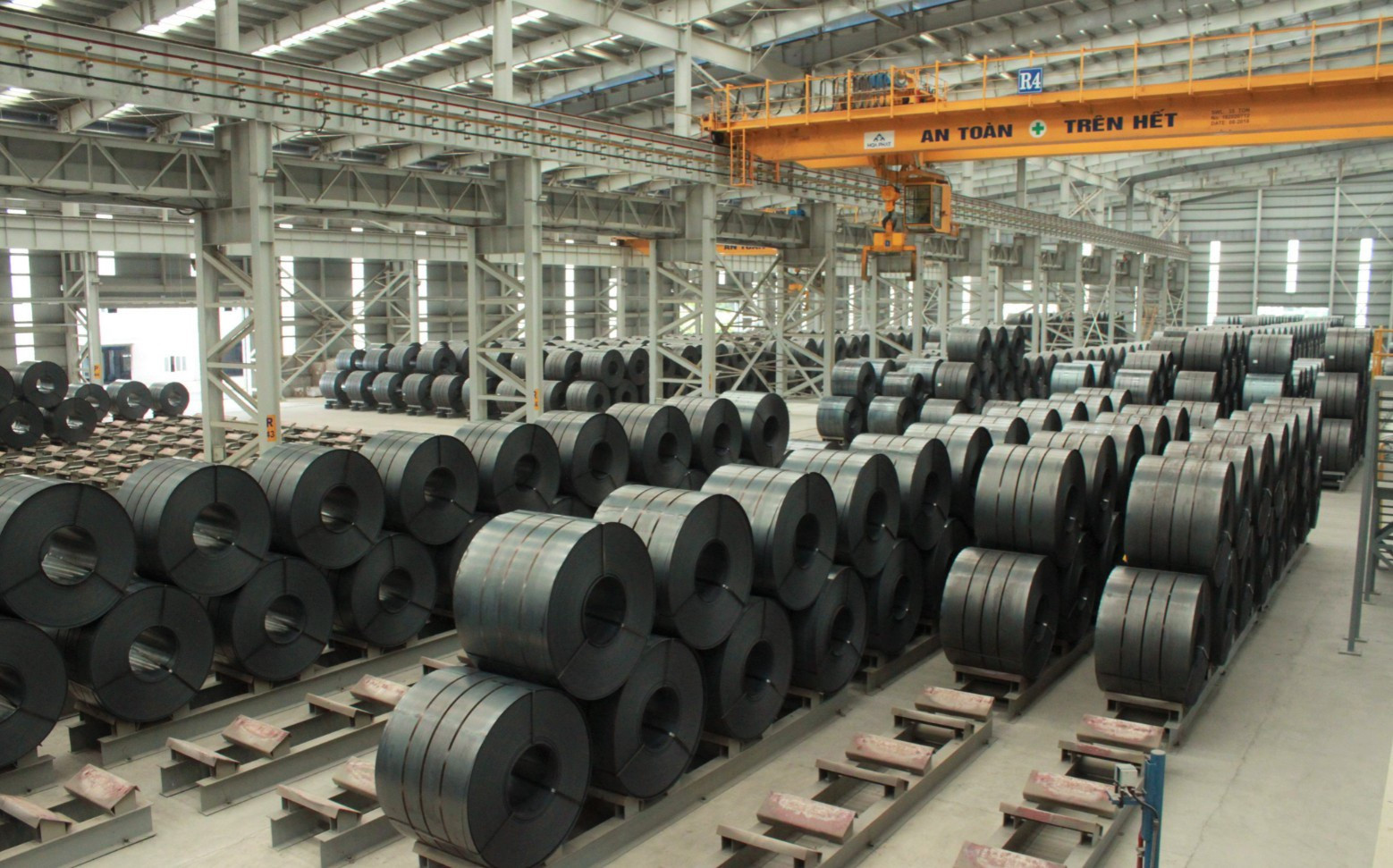 Steel prices escalate despite weak domestic demand