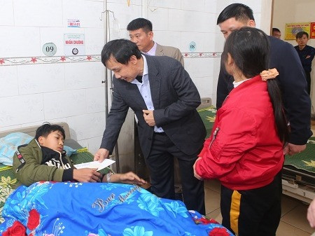 Bệnh viện Trung ương Huế cam kết 'cầm tay, chỉ việc', hỗ trợ ngành y tế Hà Tĩnh