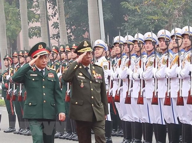 Vietnam, Cambodia identify defence cooperation directions for 2023 hinh anh 1