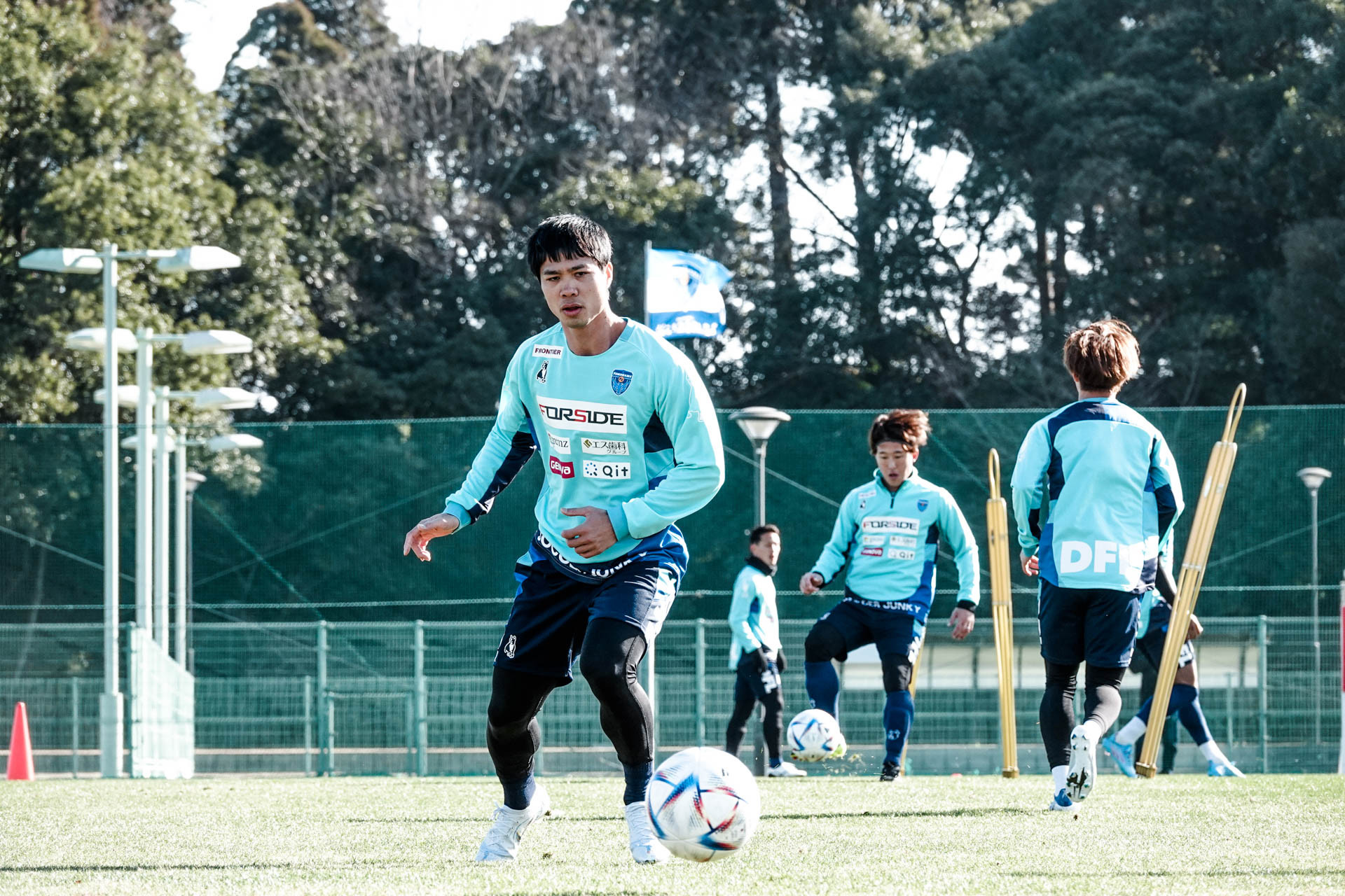 Công Phượng kiến tạo giúp Yokohama giành chiến thắng