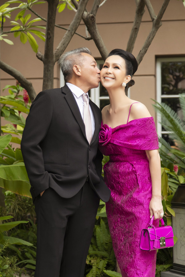 Mê mẩn hình ảnh kỷ niệm 27 năm kết hôn bên chồng đại gia của 'nữ hoàng ảnh lịch' Diễm My - Ảnh 5.