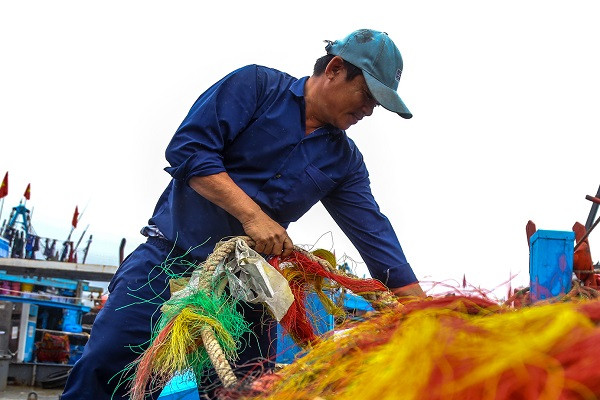 Ngư dân miền Trung chi tiền tỷ cho chuyến 'săn lộc' đầu năm