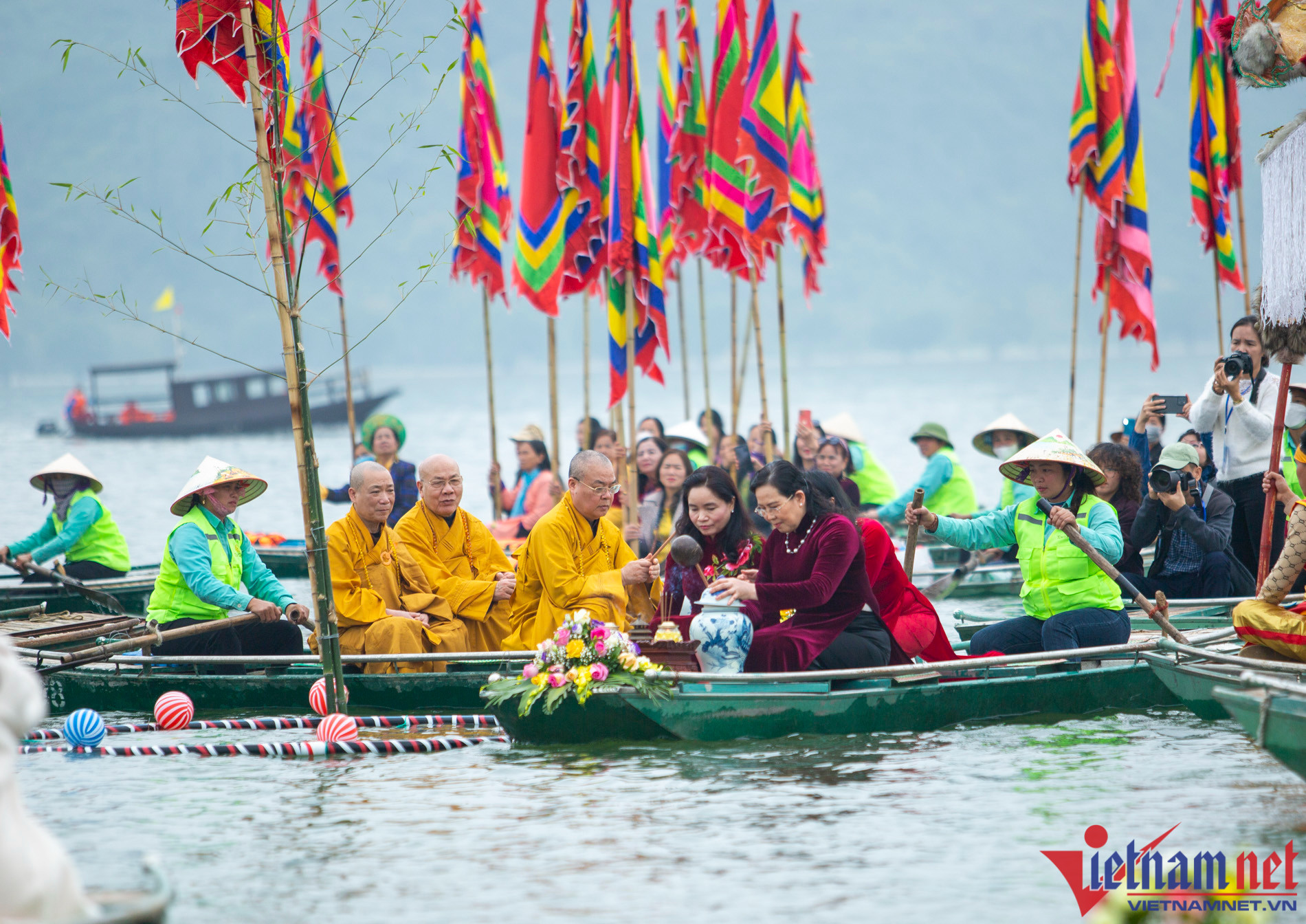 Hình ảnh nghi lễ rước nước khai hội chùa Tam Chúc