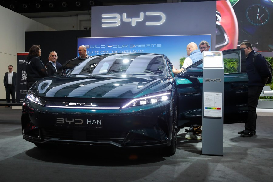Hãng xe điện Trung Quốc BYD muốn chiếm ngôi vương số 1 thế giới của Tesla