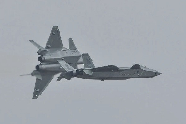 Số lượng tiêm kích J-20 của Trung Quốc có thể vượt F-22 của Mỹ vào cuối năm nay