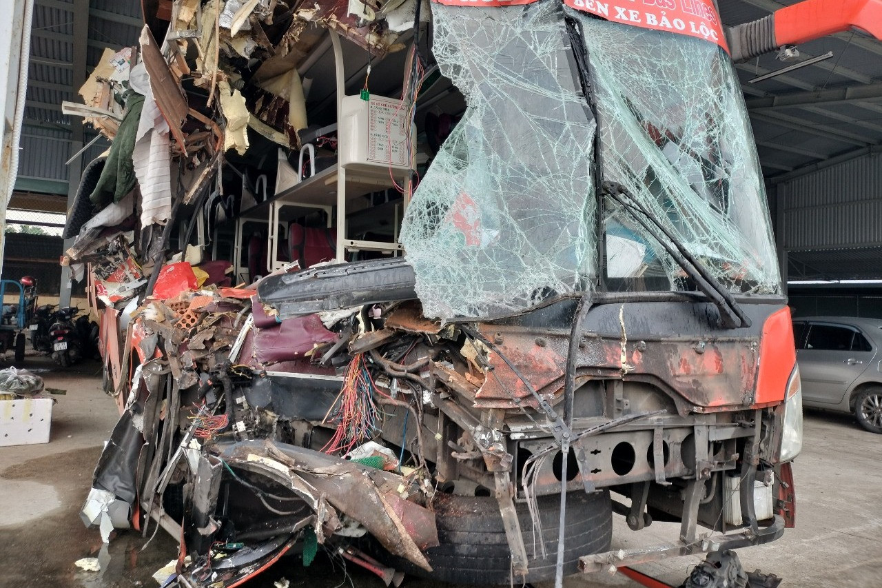 Tai nạn 3 người chết ở Quảng Nam: Tài xế khai thiếu quan sát khi lái xe