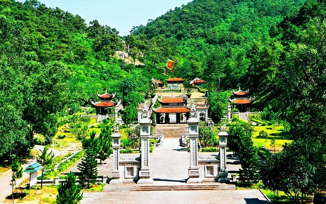 Khai mạc “Tuần Văn hóa-Du lịch mùa Thu Côn Sơn-Kiếp Bạc” năm 2022