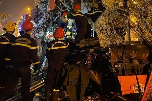 Vụ tai nạn 3 người chết: Tạm giữ hình sự tài xế xe khách Phương Trang