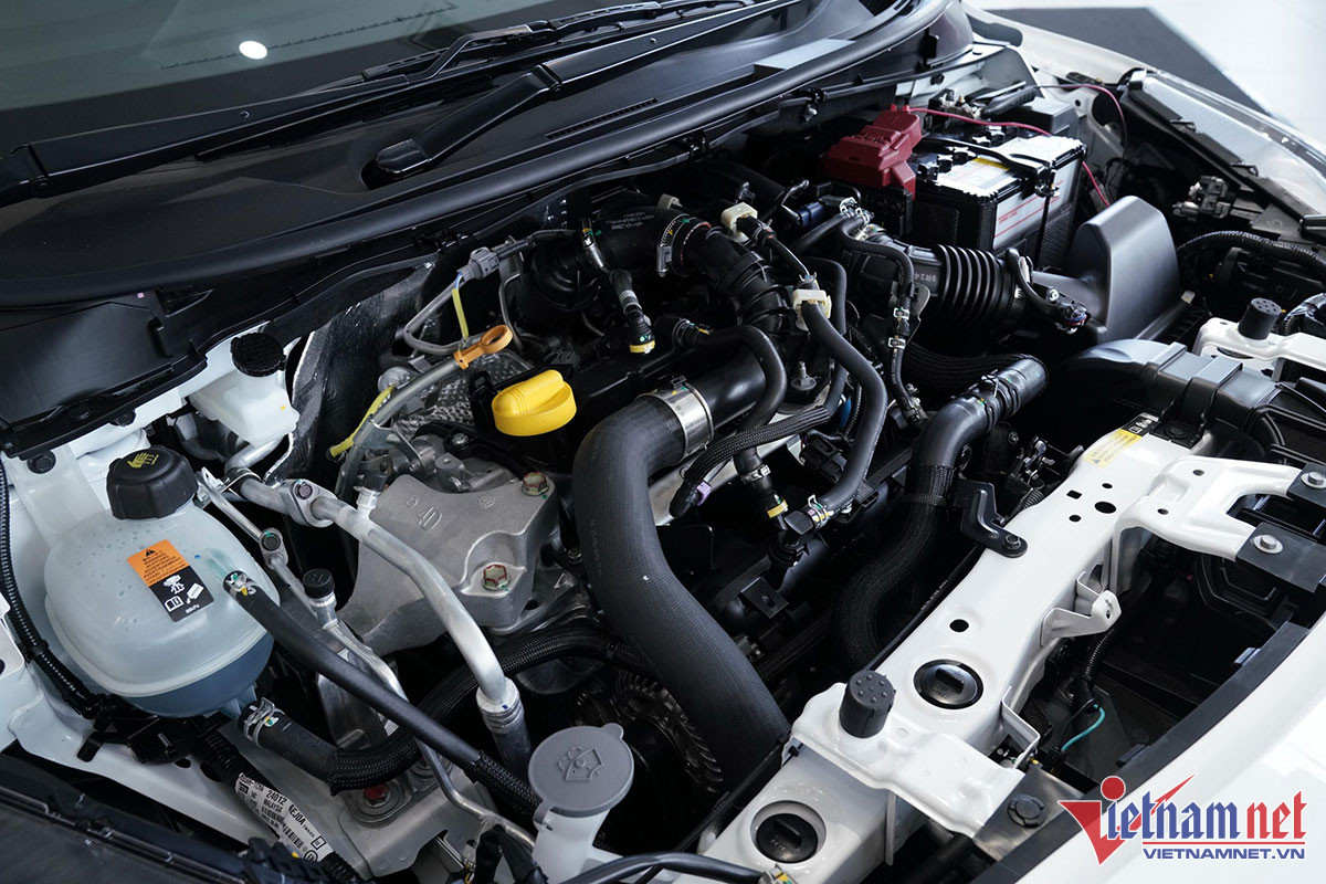 Nissan Almera sử dụng động cơ 1.0 Turbo duy nhất trong phân khúc.