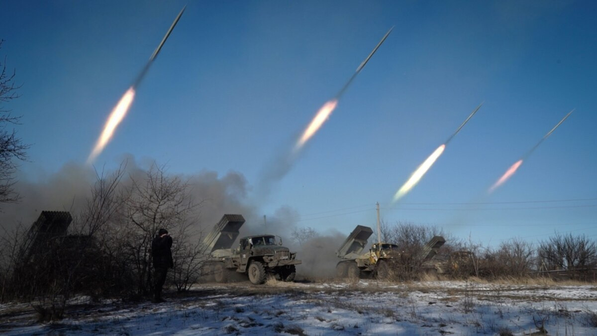 Video Nga giáng đòn tấn công 'như bom hạt nhân' vào các vị trí Ukraine