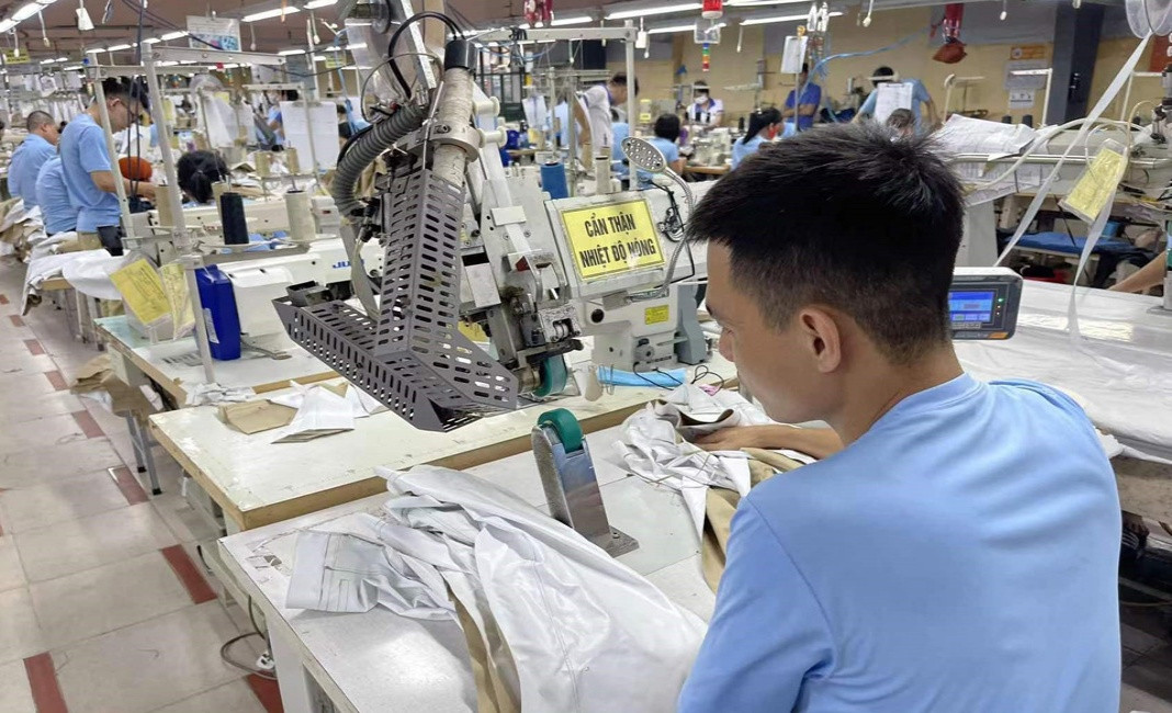 Over 58,000 businesses in HCMC owe social insurance premiums