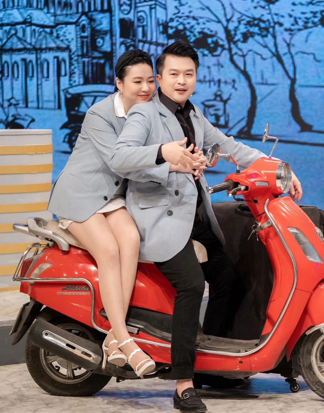 Chồng kém tuổi của Lê Khánh: Lúc công khai yêu nhau, tôi... nhục vô cùng - 1