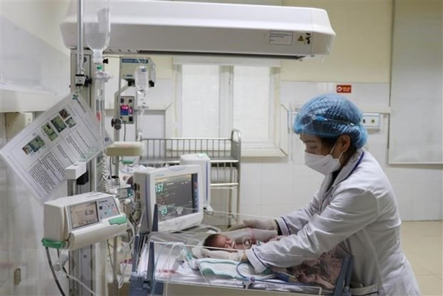 Gov't leaders request measures to deal with shortage of medicines, medical equipment