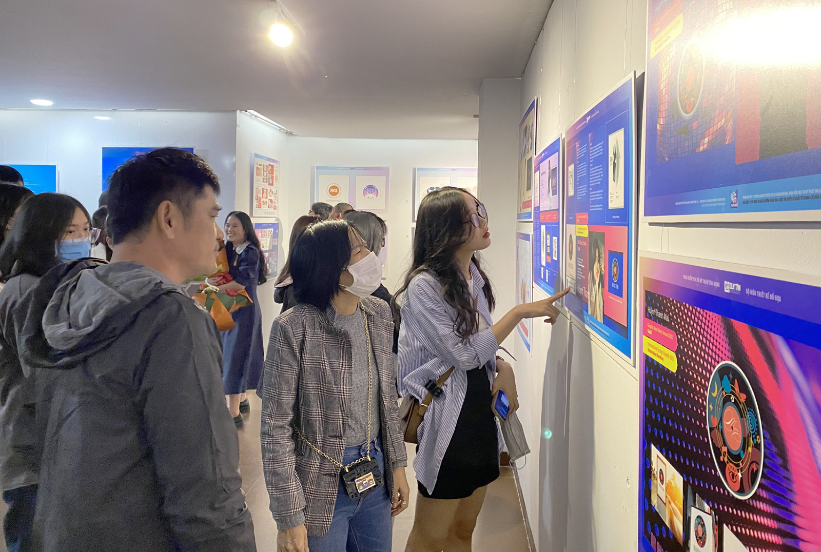 Sinh viên Việt đoạt 20 giải thưởng Thiết kế đồ họa quốc tế Sinhvien-659