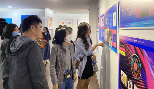 Sinh viên Việt đoạt 20 giải thưởng Thiết kế đồ họa quốc tế