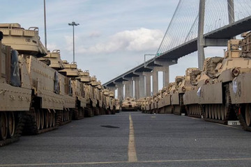 Ukraine nhận tin không vui về xe tăng Abrams của Mỹ