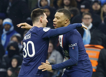 Messi và Mbappe 'khiêu vũ', PSG đè bẹp Marseille