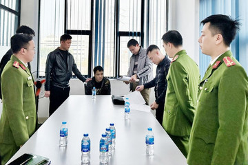 Bắt đối tượng truy nã làm việc tại khu công nghiệp ở Bắc Giang