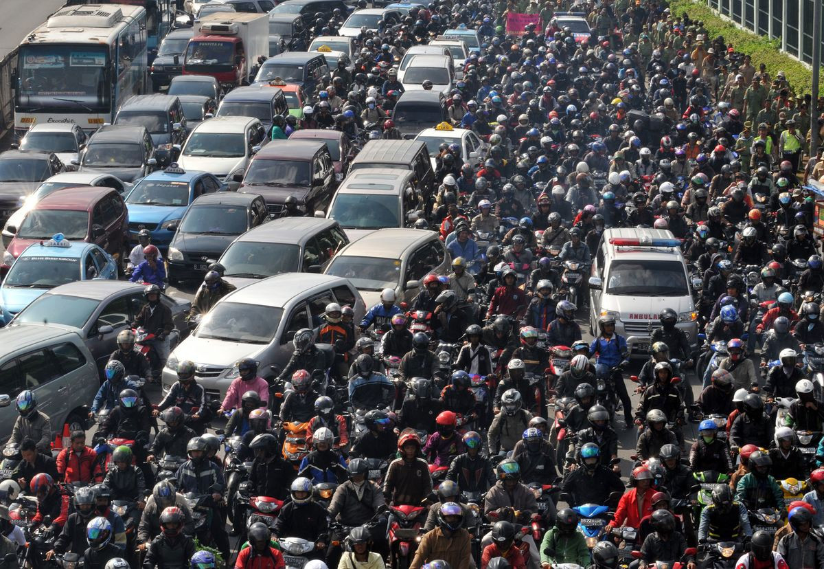 Tắc đường hơn Việt Nam, quốc gia này quyết đẩy mạnh xuất khẩu xe máy