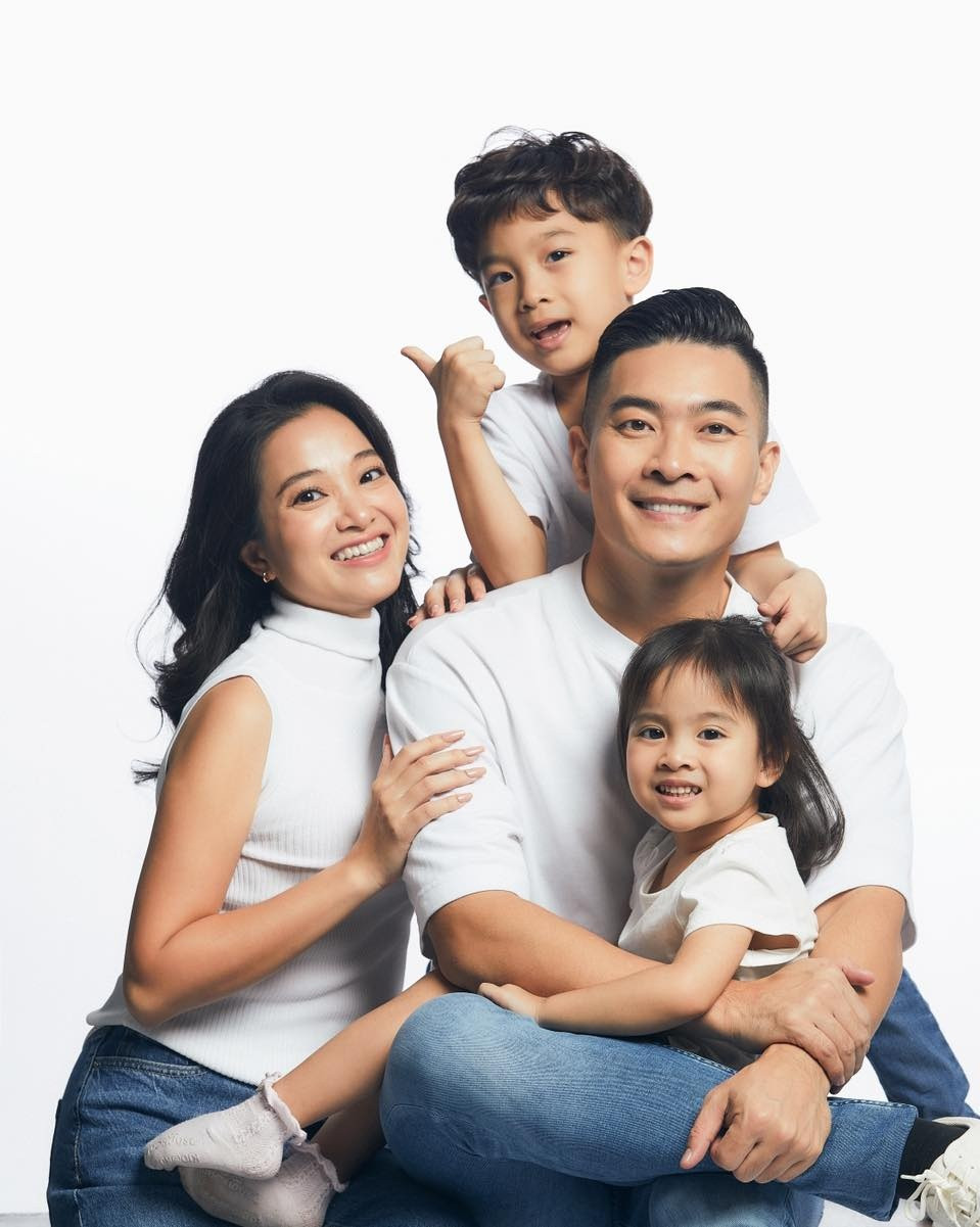 Vì sao Quốc Nghiệp, Ngọc Mai vắng mặt ở tiệc kỷ niệm ngày cưới của Quốc Cơ? - 2