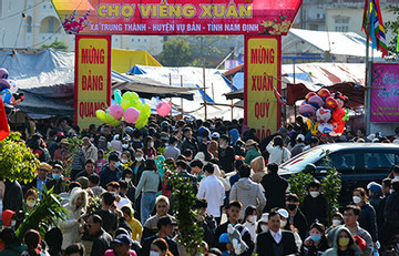 Những phiên chợ độc đáo, mỗi năm chỉ họp 1 lần ở Việt Nam